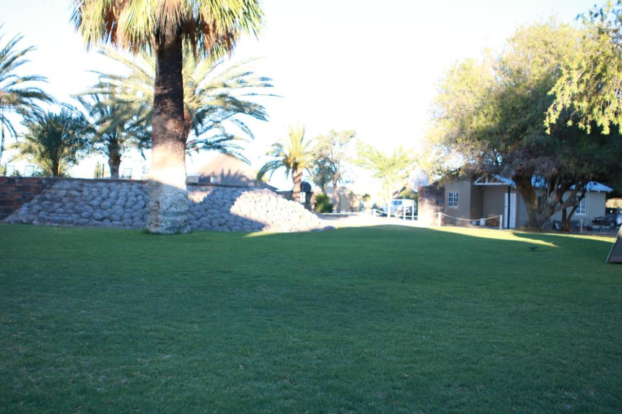 Maritz Country Lodge Keetmanshoop Exteriör bild