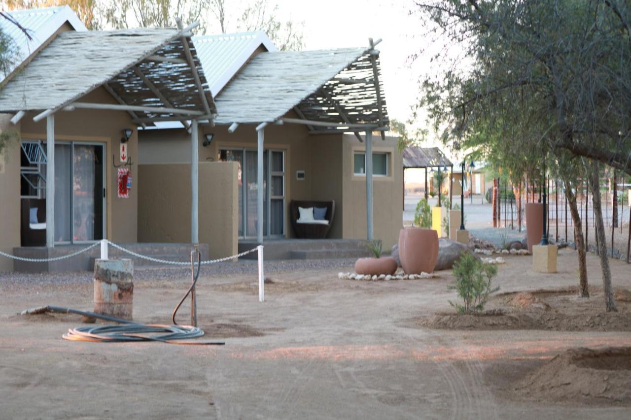 Maritz Country Lodge Keetmanshoop Exteriör bild