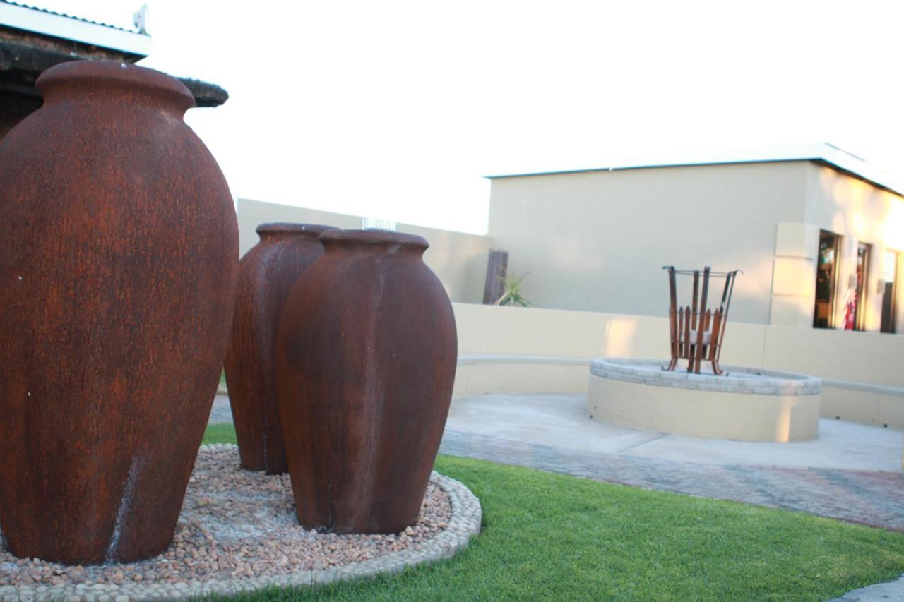 Maritz Country Lodge Keetmanshoop Exteriör bild